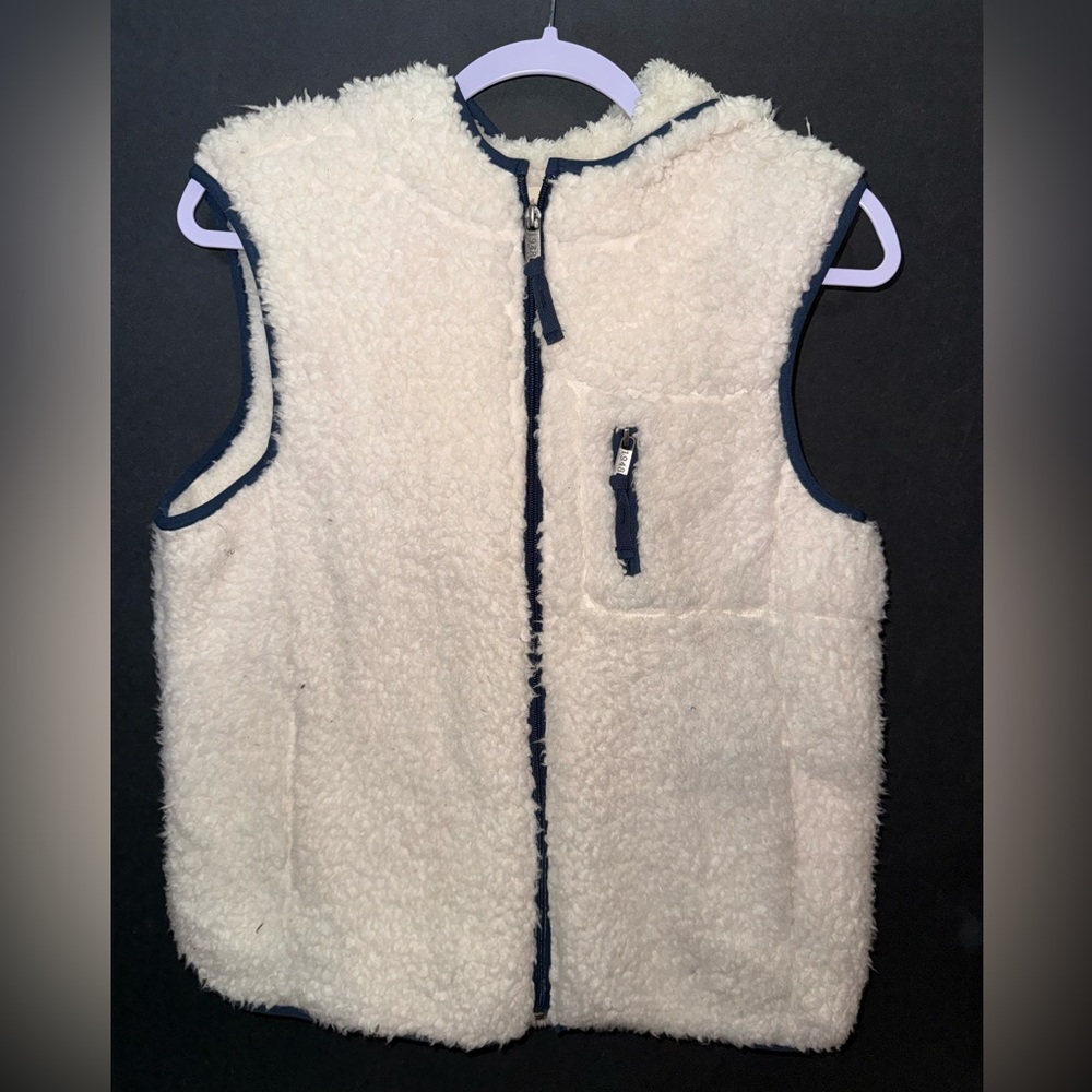 Weatherproof Sherpa Vest - White and Navy